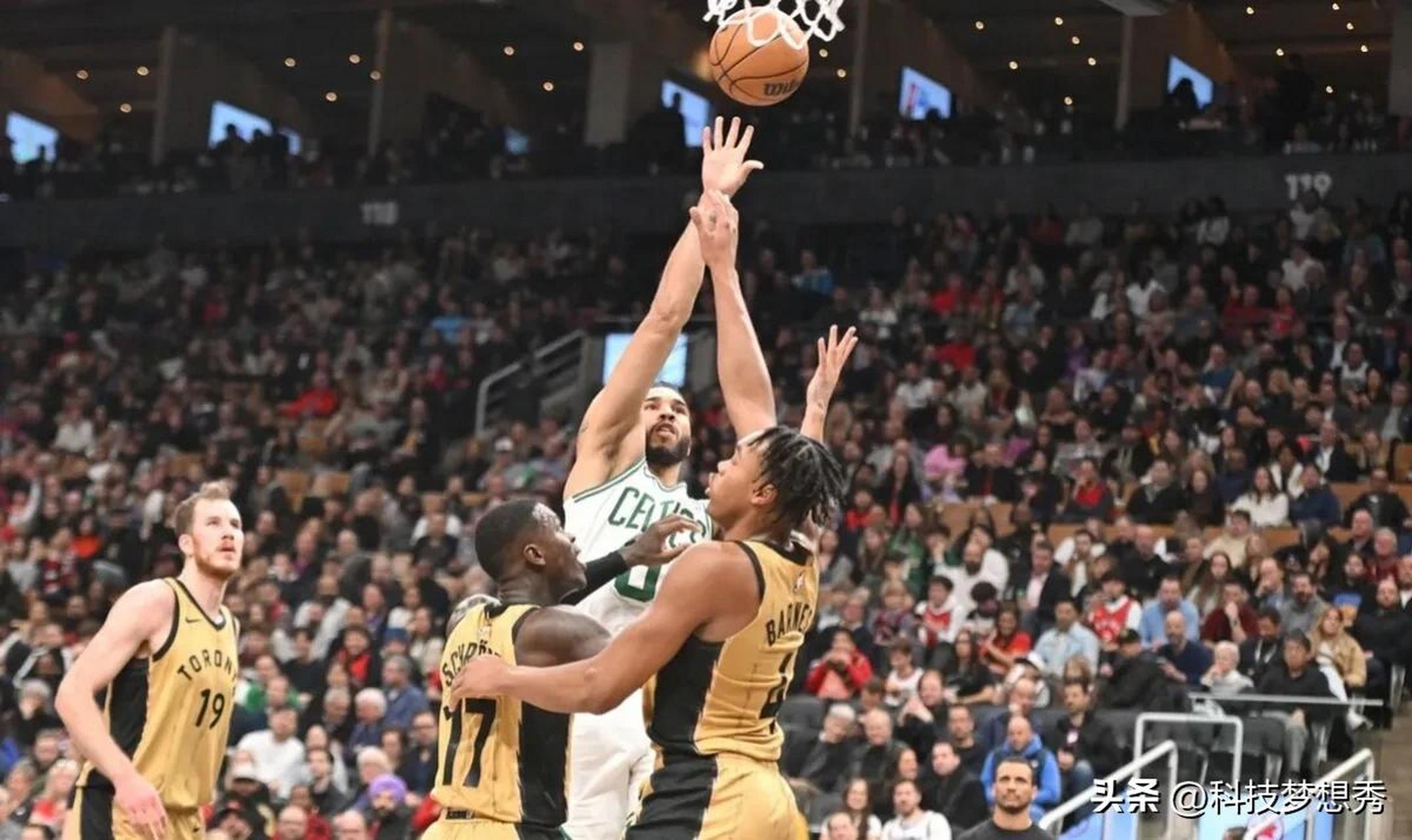 爱游戏平台-关于里程碑夜多伦多猛龙战术微调，NBA常规赛赛后刷纪录，媒体盛赞，纪律约束更严格的信息